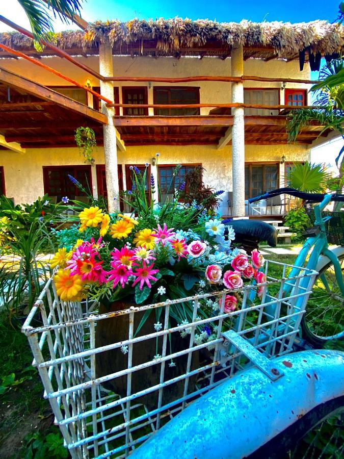 Don Panchon Y Maruxa Hotel Isla Holbox Kültér fotó